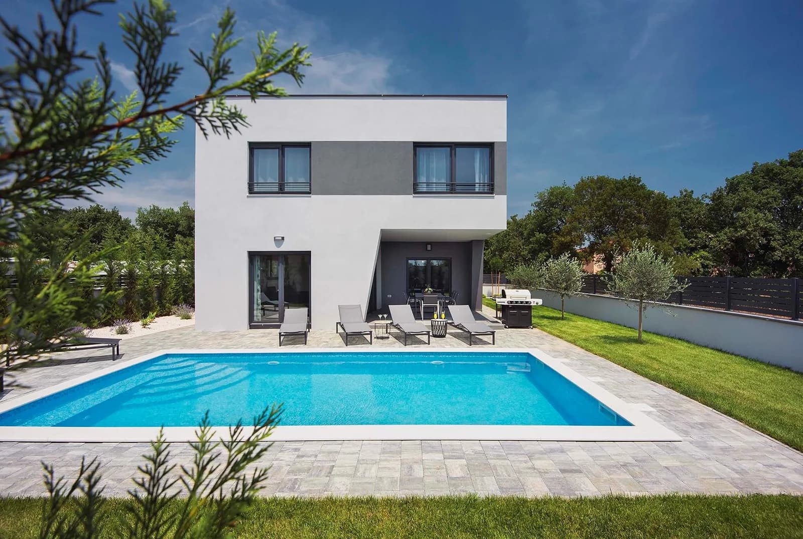 Villa Tika