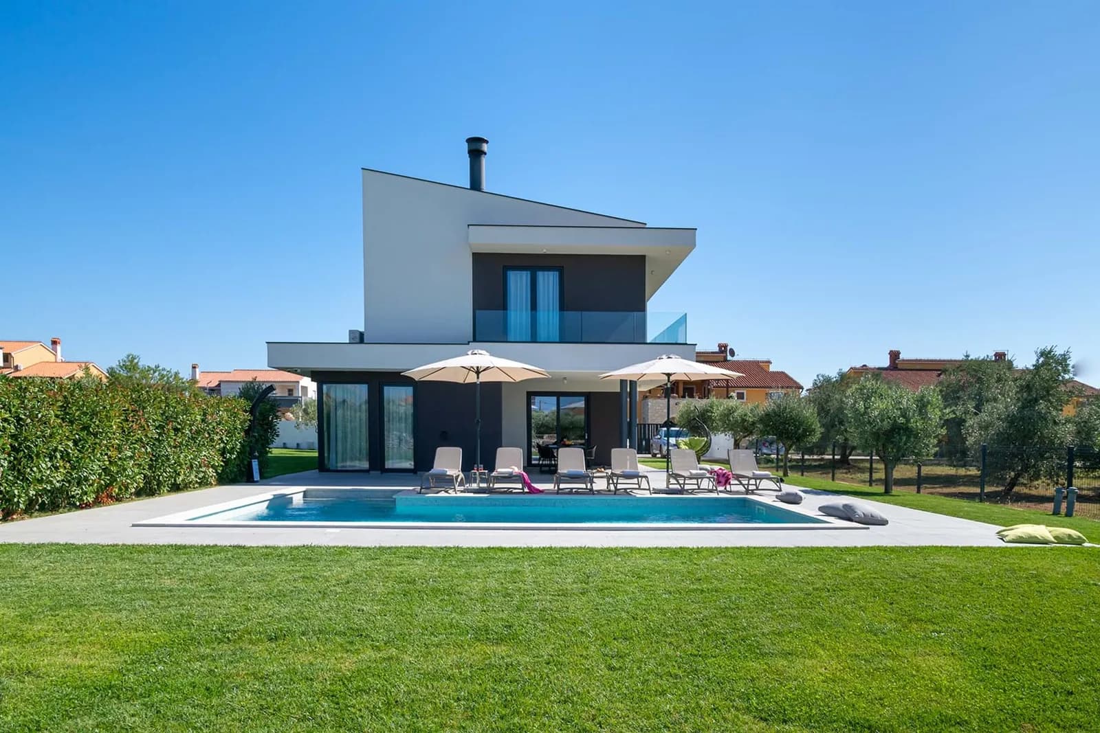 Villa Arestea