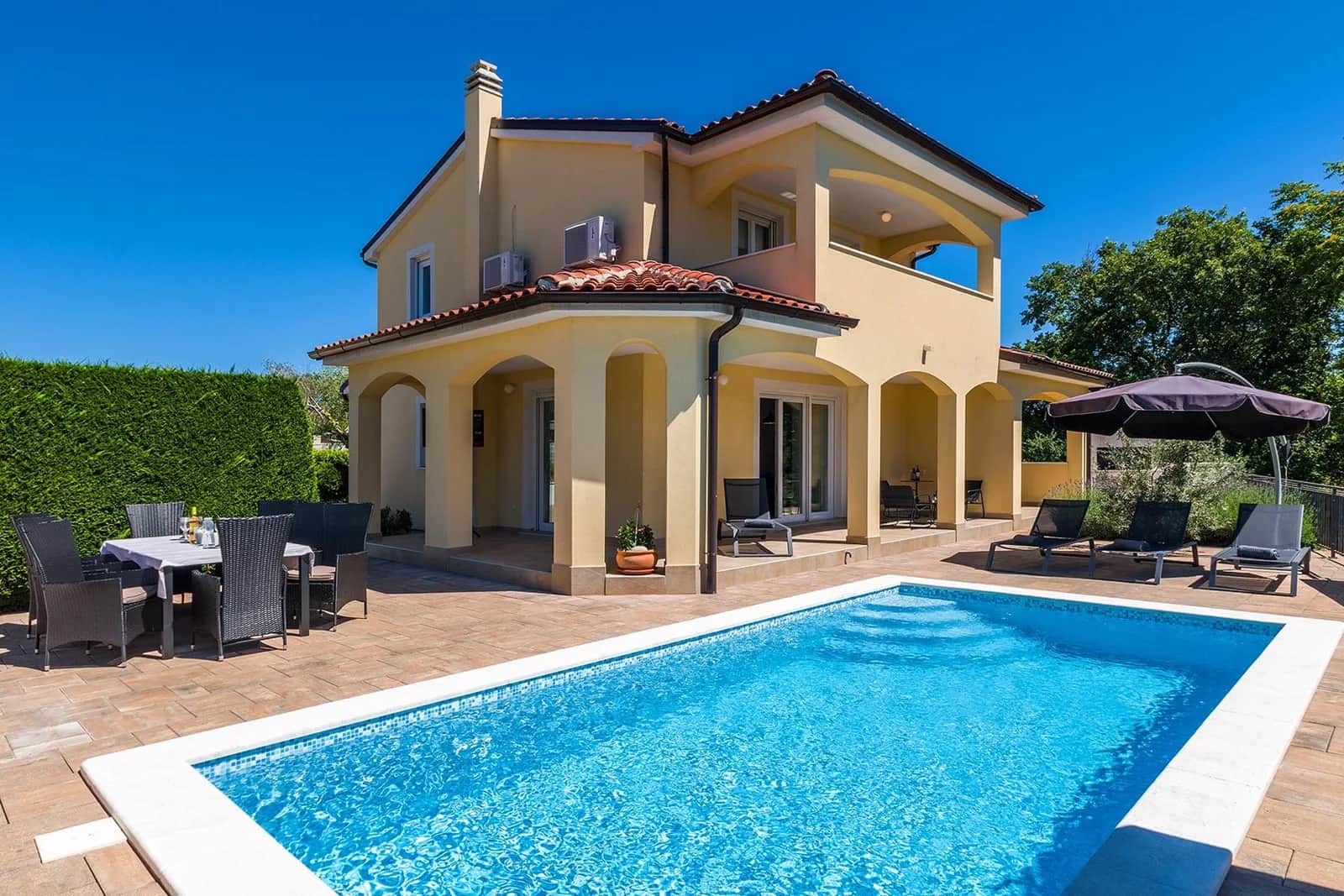 Villa Florami