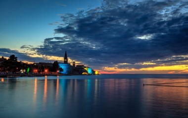 Why do people love coming to Poreč?