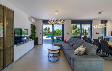 Villa Jura