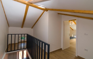 Villa Istria AD 1749 mit beheiztem Pool