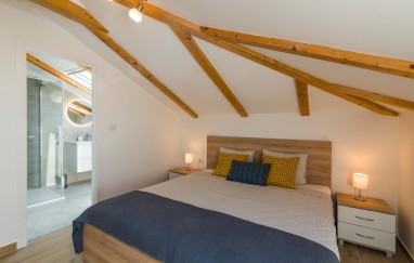 Villa Istria AD 1749 mit beheiztem Pool