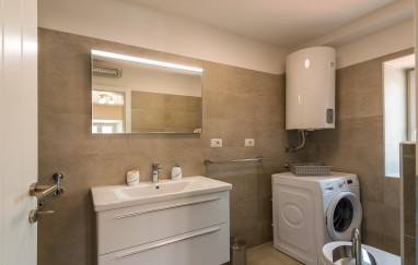 Villa Istria AD 1749 mit beheiztem Pool