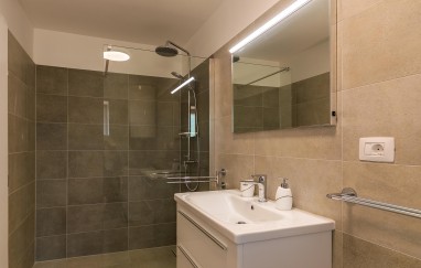 Villa Istria AD 1749 mit beheiztem Pool