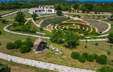 Villa Arkaim